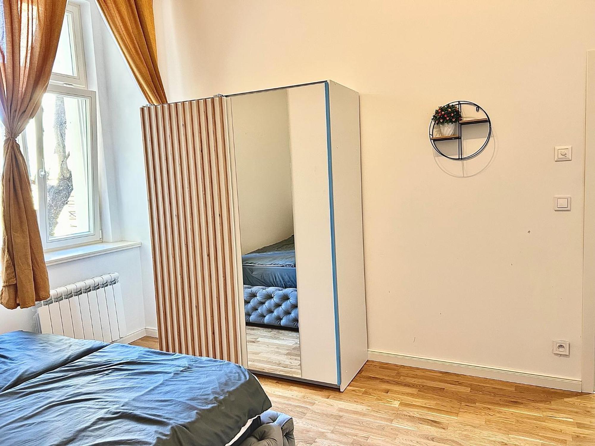Appartamento New 50m Charles Square *